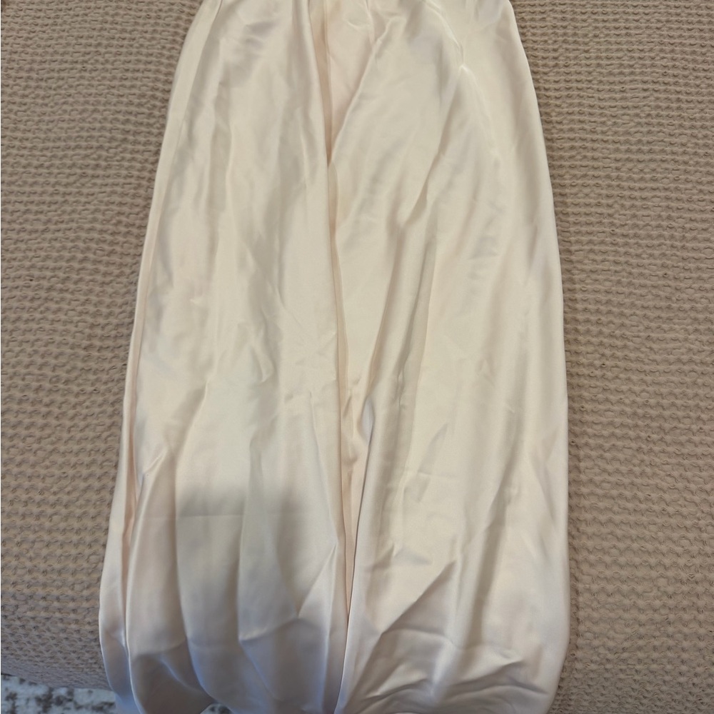 Elegant Cream Women's Pencil Skirt